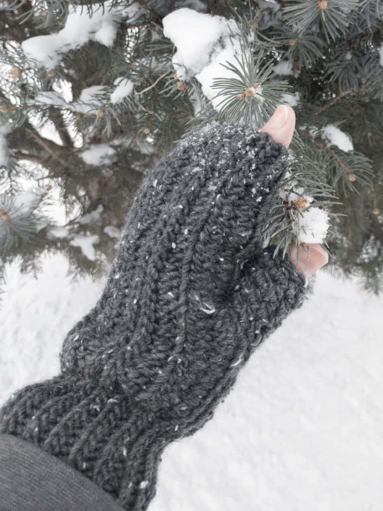 Ridged Crochet Fingerless Gloves - My Crochet Space